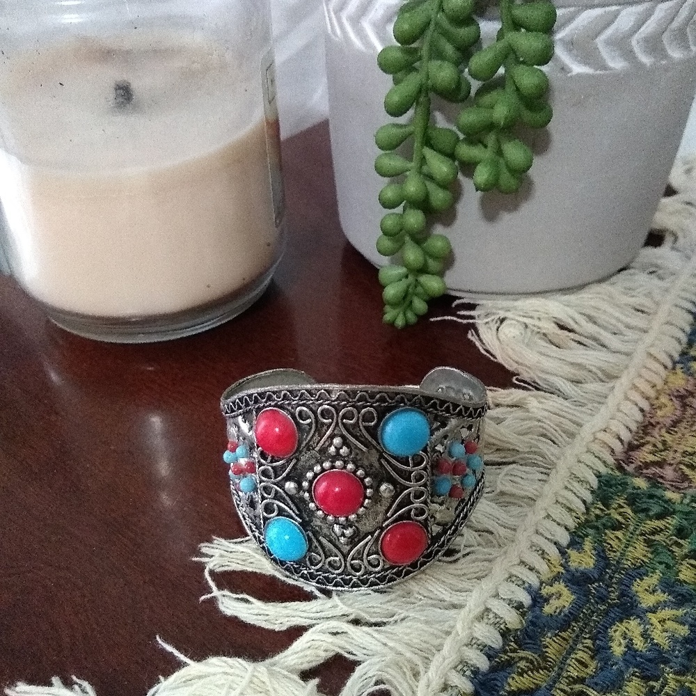Boho cuff bracelet - Picture 2 of 2